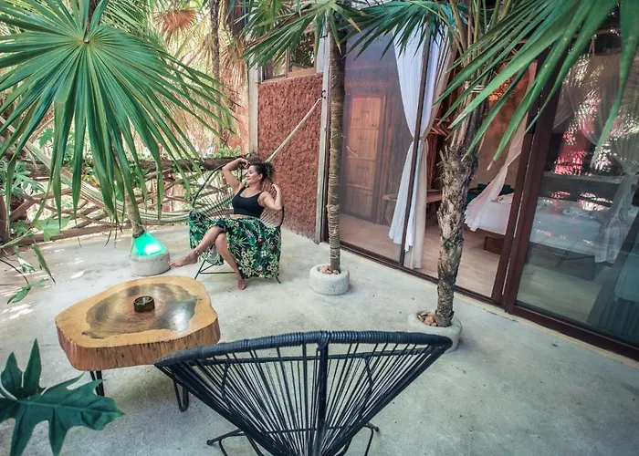 Hidden Treehouse Eco-hotel 4*
