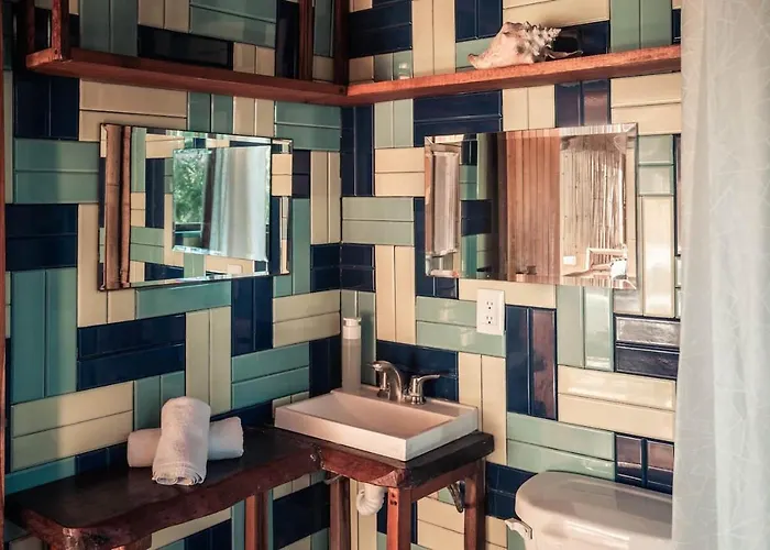Hotel Hidden Treehouse Eco-hotel 4*