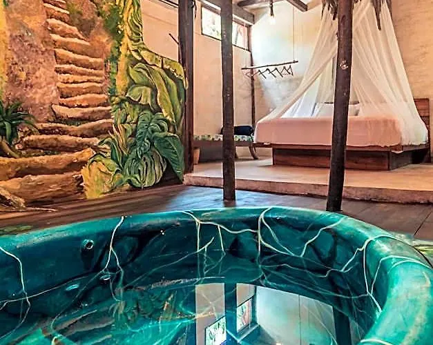 Hotel Hidden Treehouse Eco-hotel