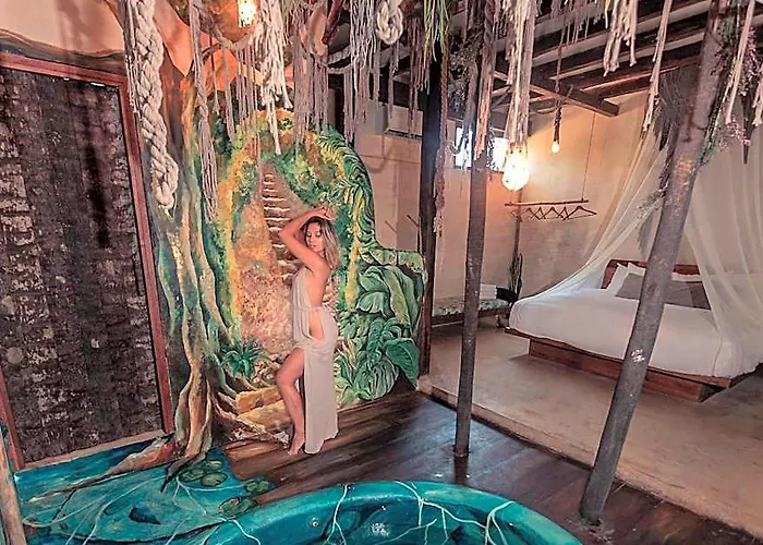 Hidden Treehouse Eco-hotel Hotel